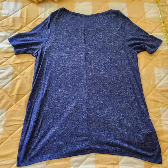 Lane Bryant tshirt, size 14/16, front shorter than back - Picture 5 of 5